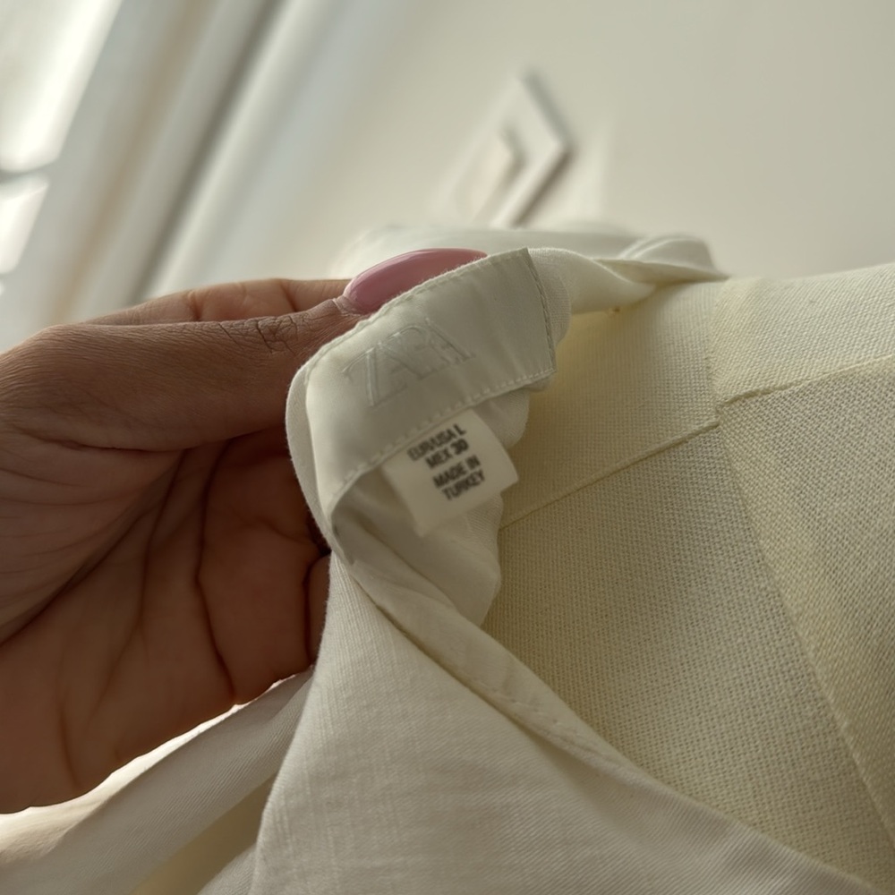 Zara Cream Button-Front Linen Vest - Picture 3 of 3